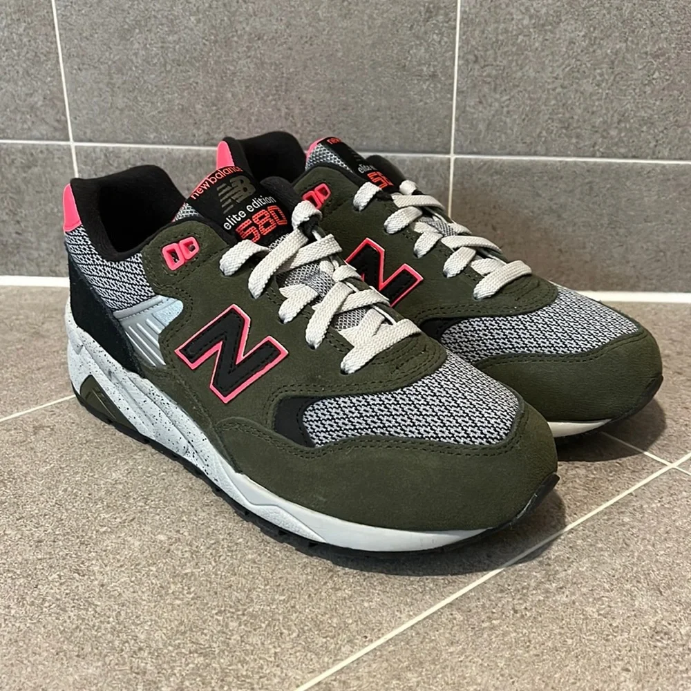 New Balance Elite Pack WRT580CI Shoes Sneakers new 580 green Womens Size 7
